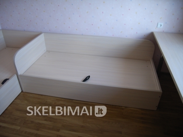 Viengulės lovos vaikų kambariui Kauno mieste