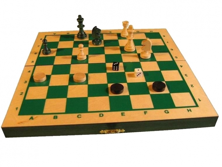 Šachmatai   šaškes   nardai  